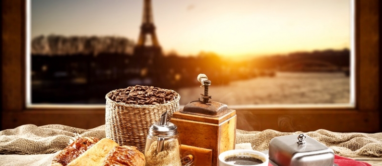 Les 12 meilleurs bars sur les toits de Paris