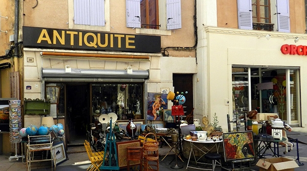 Pourquoi estimer la valeur de vos objets anciens avant de les céder ?