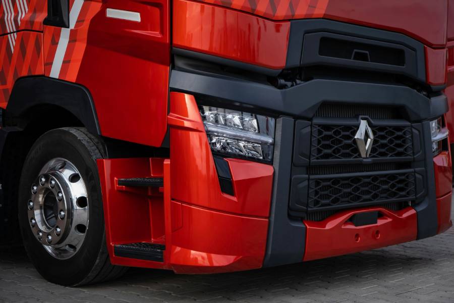 Comment vérifier l’état des suspensions d’un camion Daily Iveco ?